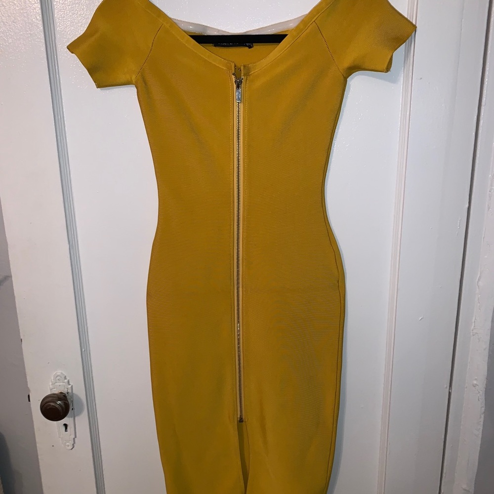 BANDAGE ZIP FRONT DRESS